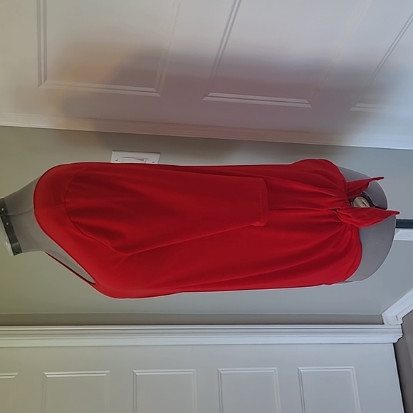 2 for $25, EUC red scoop neck 3/4 sleeve top - Picture 6 of 7